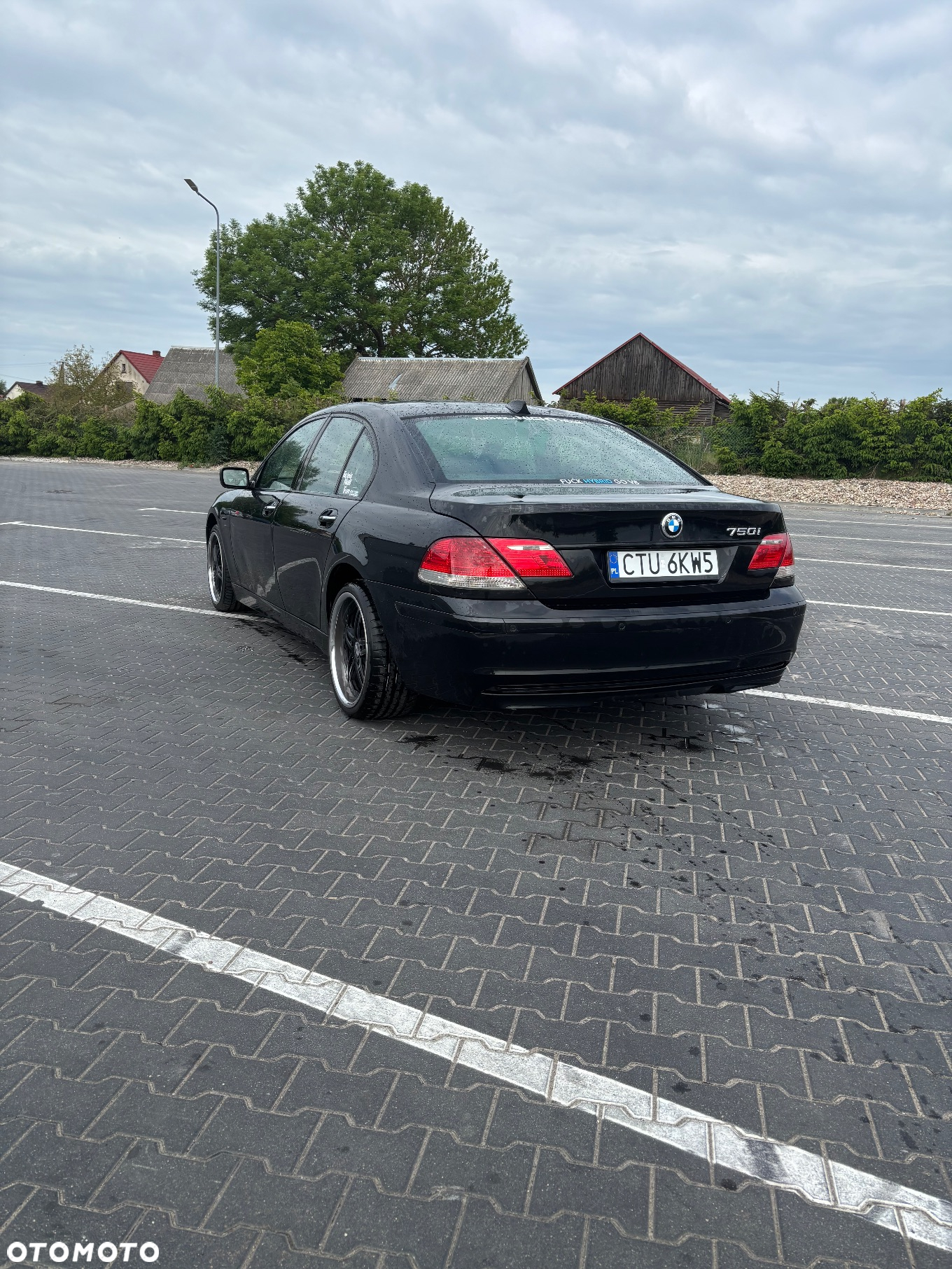 BMW Seria 7 750i - 5