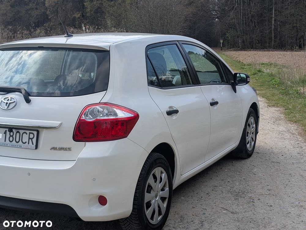 Toyota Auris 1.33 VVT-i Premium - 13