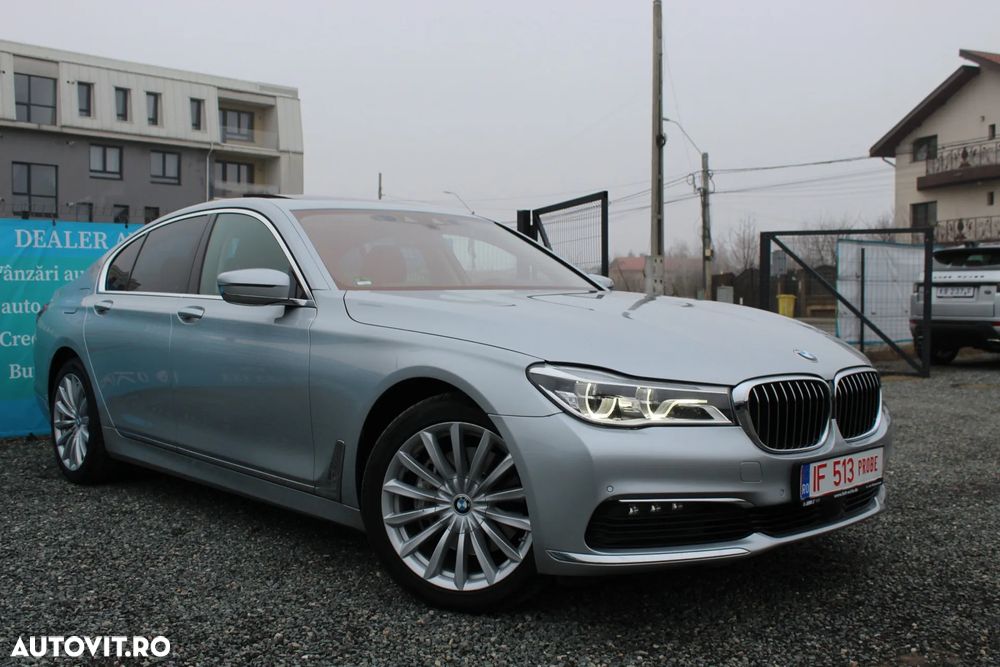 BMW Seria 7 730d - 24
