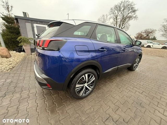 Peugeot 3008 PureTech 130 Stop & Start GPF EAT8 Allure - 12