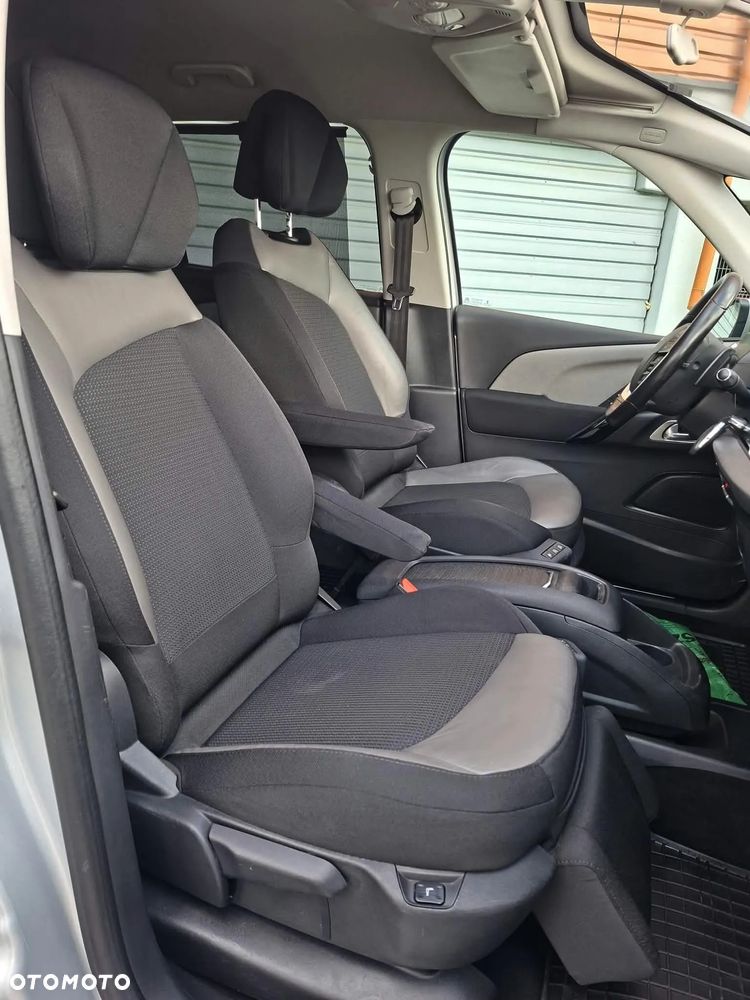 Citroën C4 Grand Picasso BlueHDi 150 EAT6 Exclusive - 18