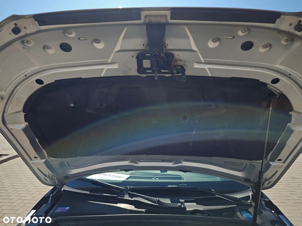 Audi A4 Avant 2.0 TDI DPF - 33