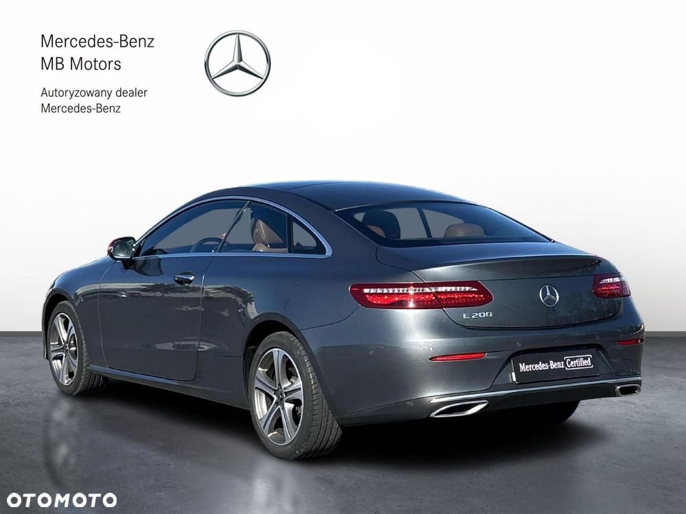 Mercedes-Benz Klasa E 200 Coupe 9G-TRONIC - 4