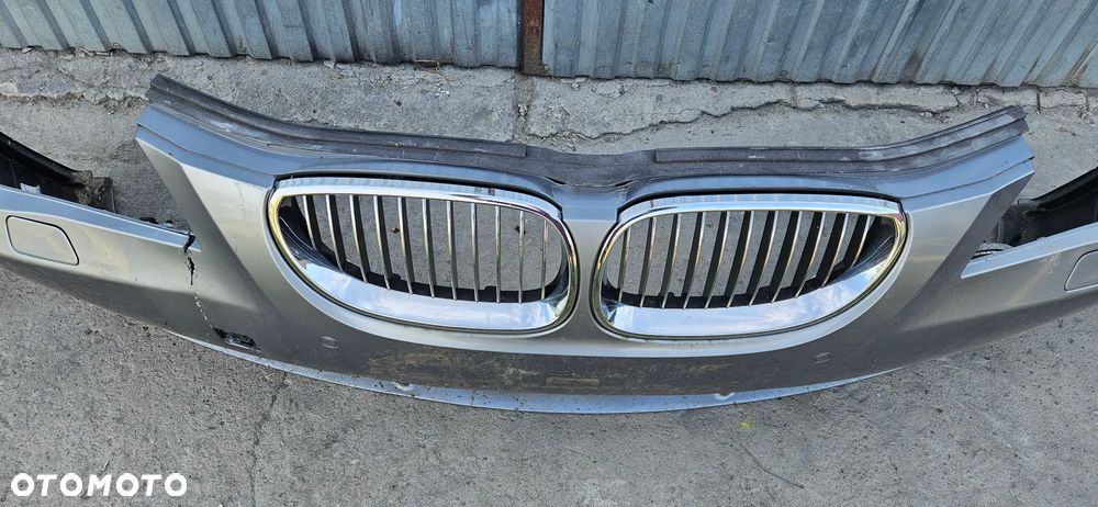 BMW 5 E60 E61 2003-2007 Kompletny zderzak przód Zderzak przedni pod czujniki parkowania PDC XENON spryskiwacze  KOLOR Silbergrau - 23
