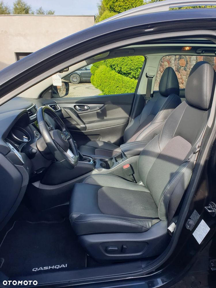 Nissan Qashqai - 16