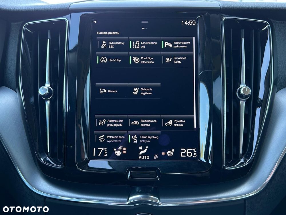 Volvo XC 60 B4 B Momentum - 29