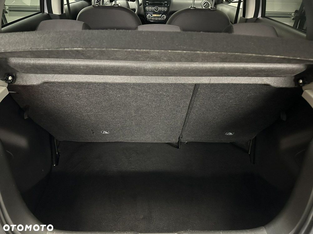 Mitsubishi Space Star - 13