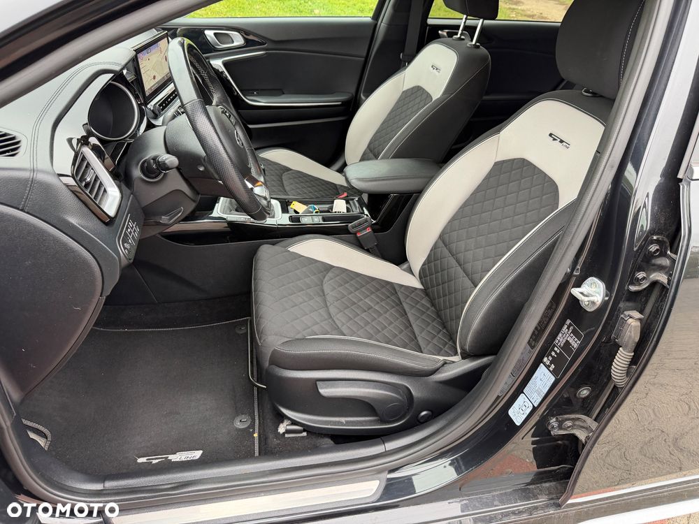 Kia ProCeed 1.5 T-GDI OPF GT LINE - 21