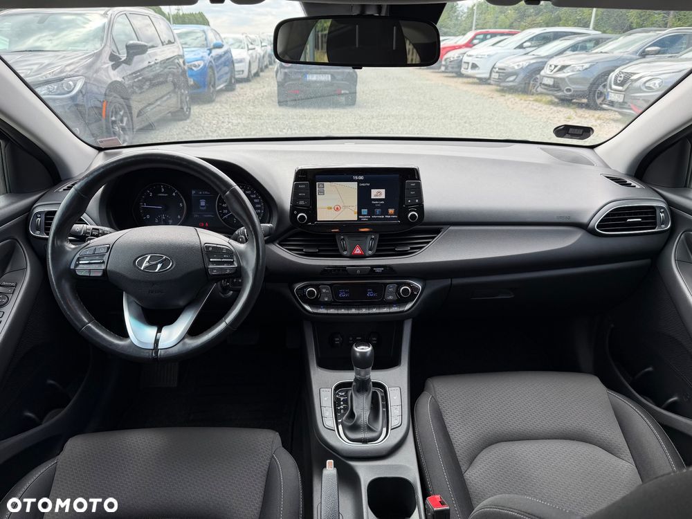 Hyundai i30 1.6 CRDI Trend - 27