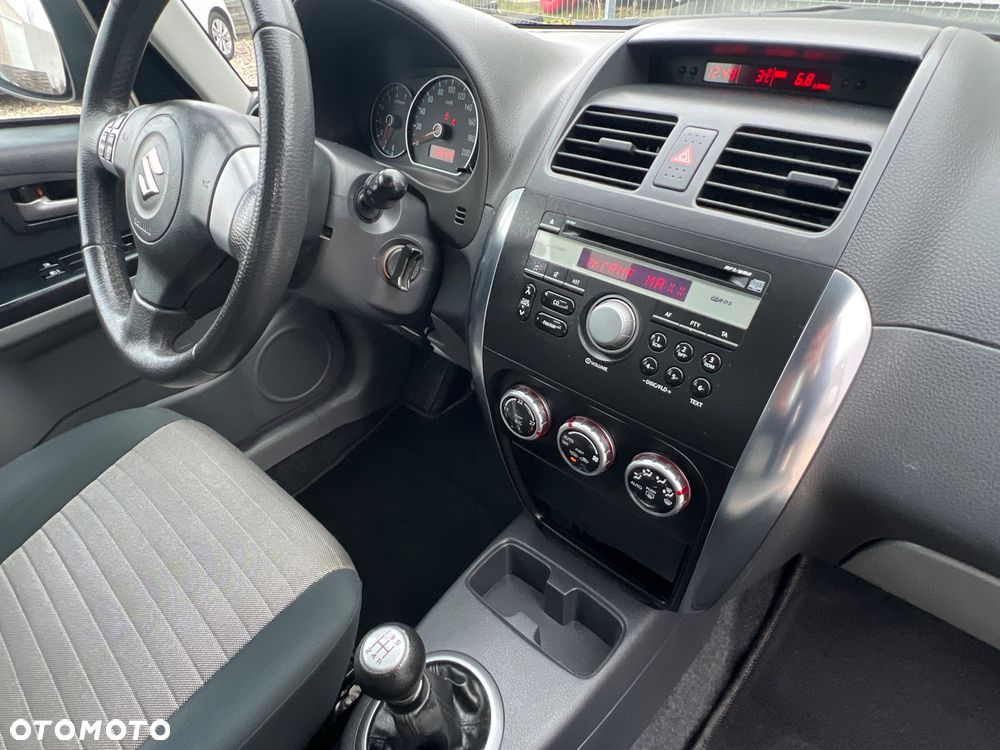 Suzuki SX4 1.6 VVT 4x2 Comfort - 20