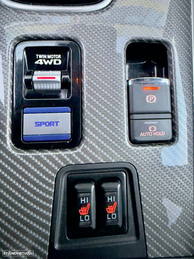 Mitsubishi Outlander - 4