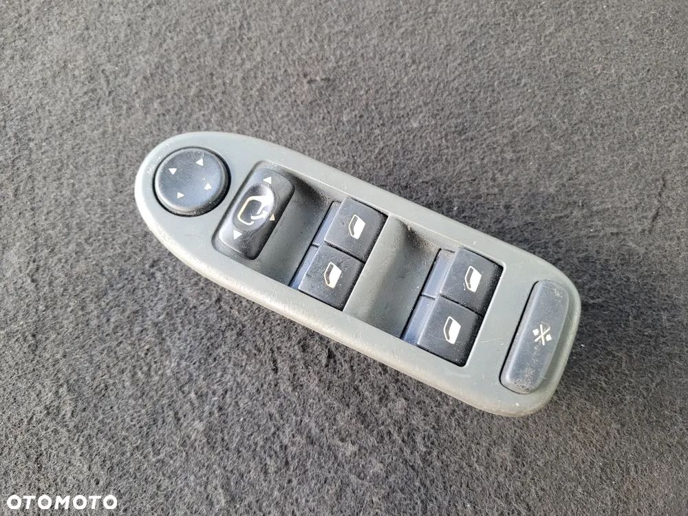 Panel szyb przełącznik lusterek Citroen C5