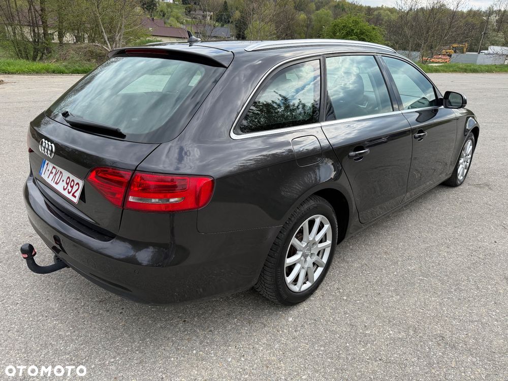 Audi A4 Avant 2.0 TDI e DPF Ambiente - 6