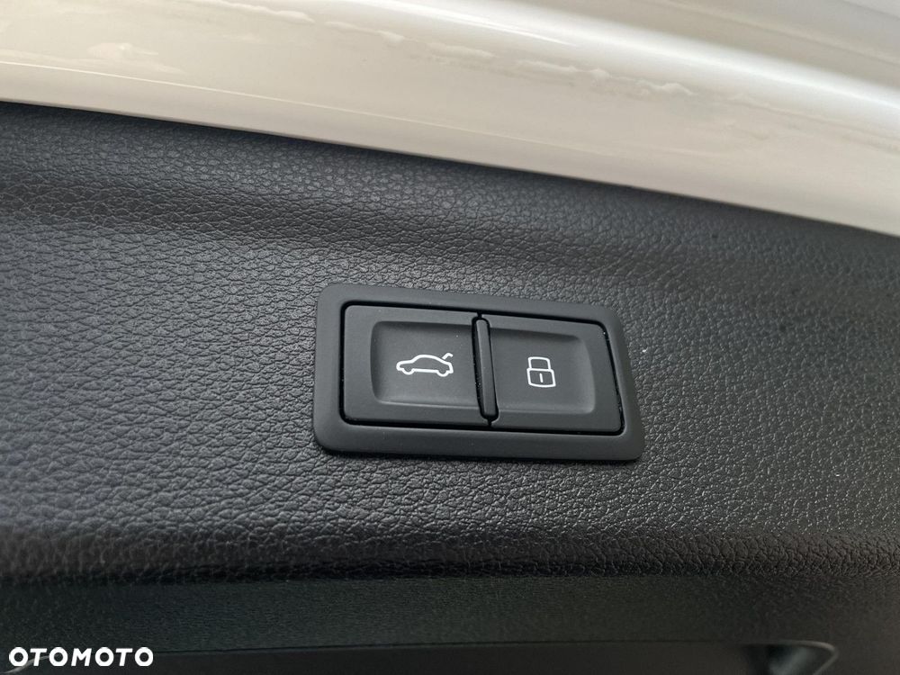 Audi Q3 35 TFSI S tronic - 22