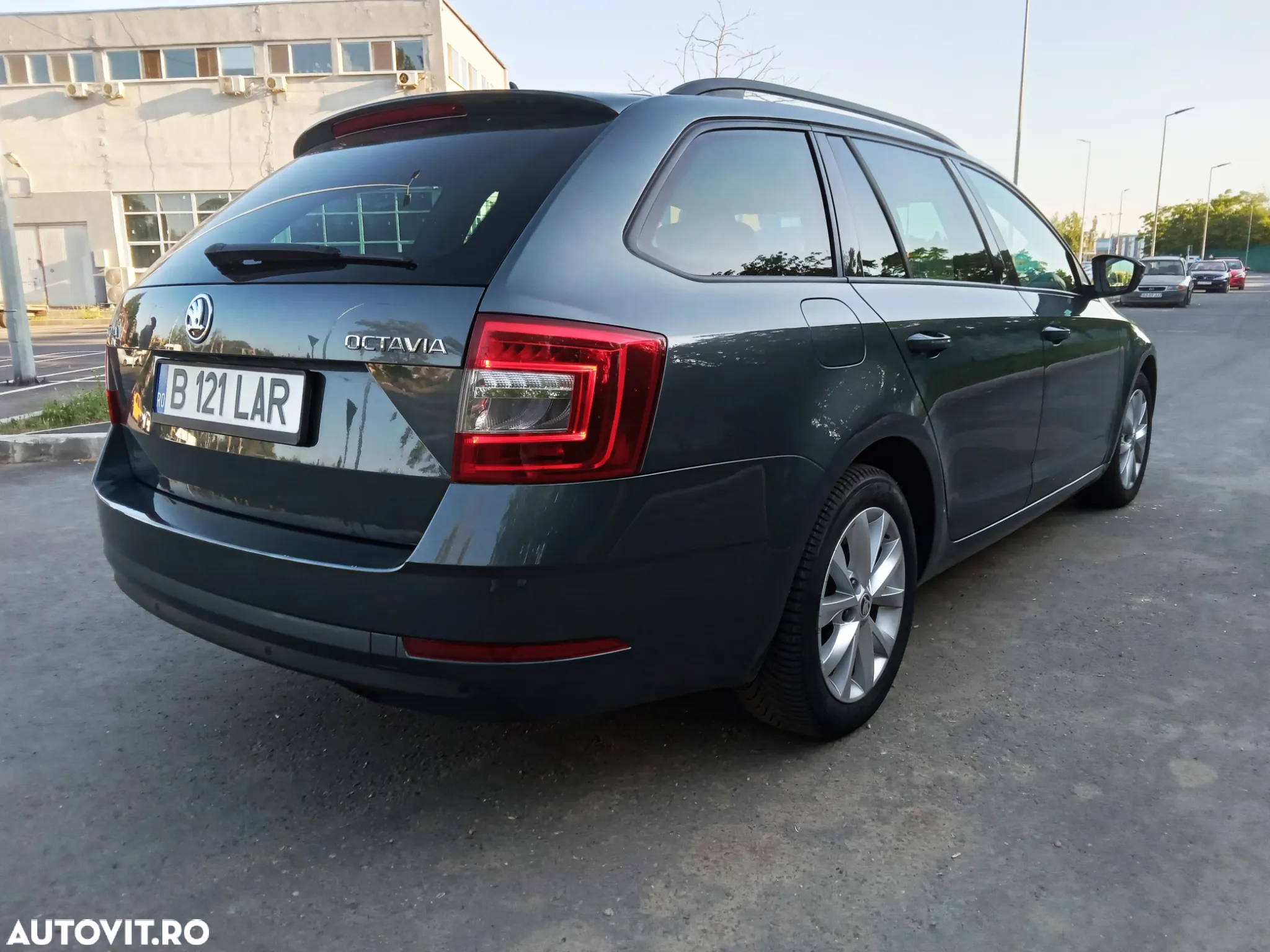 Skoda Octavia 1.6 TDI Avantaj - 12
