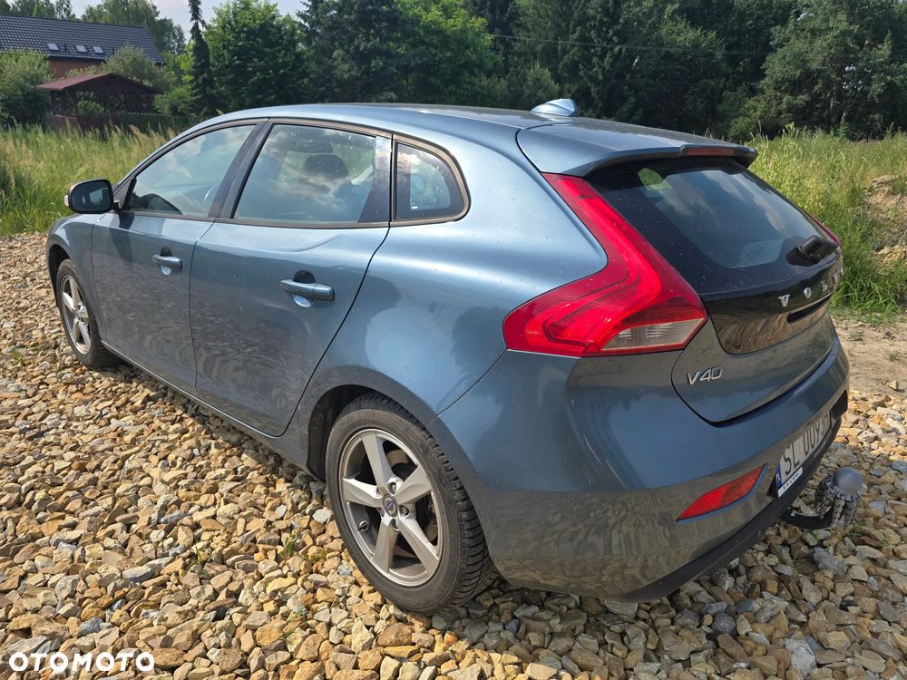 Volvo V40 D2 - 4