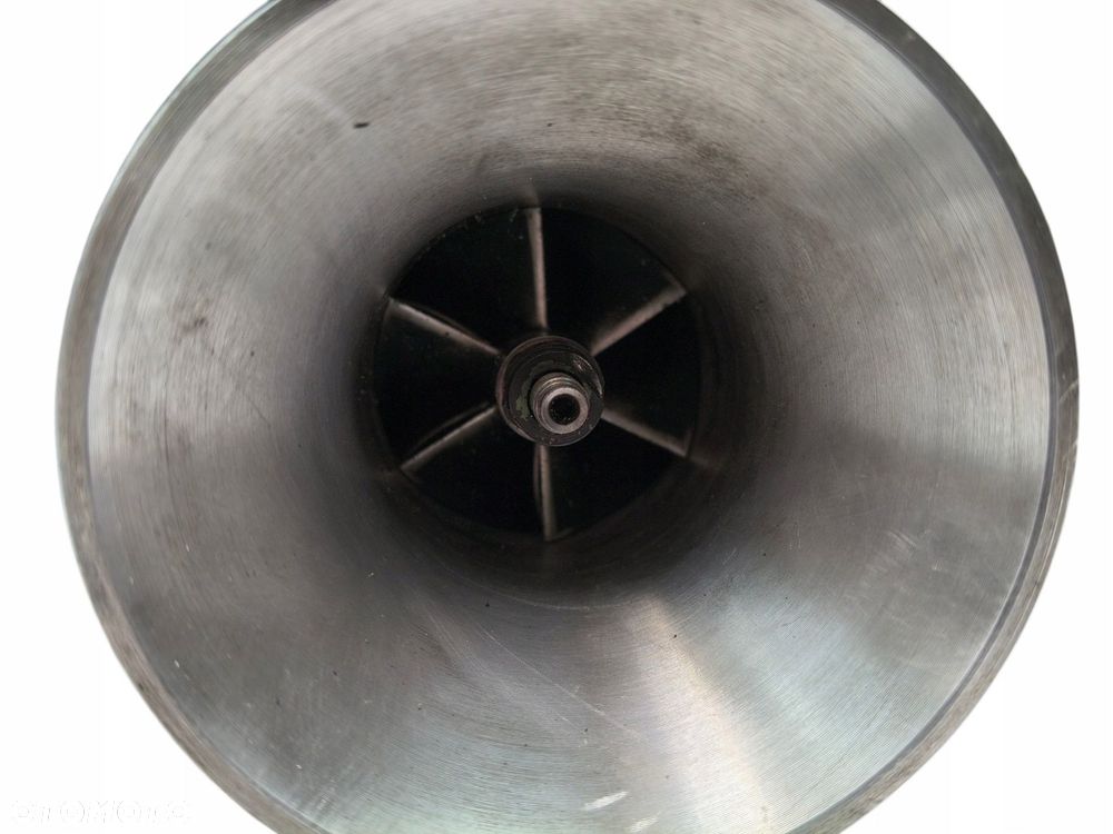 TURBOSPRĘŻARKA Volvo XC60 V60 S90 XC90 2.0 D4 D5 31431981 - 9