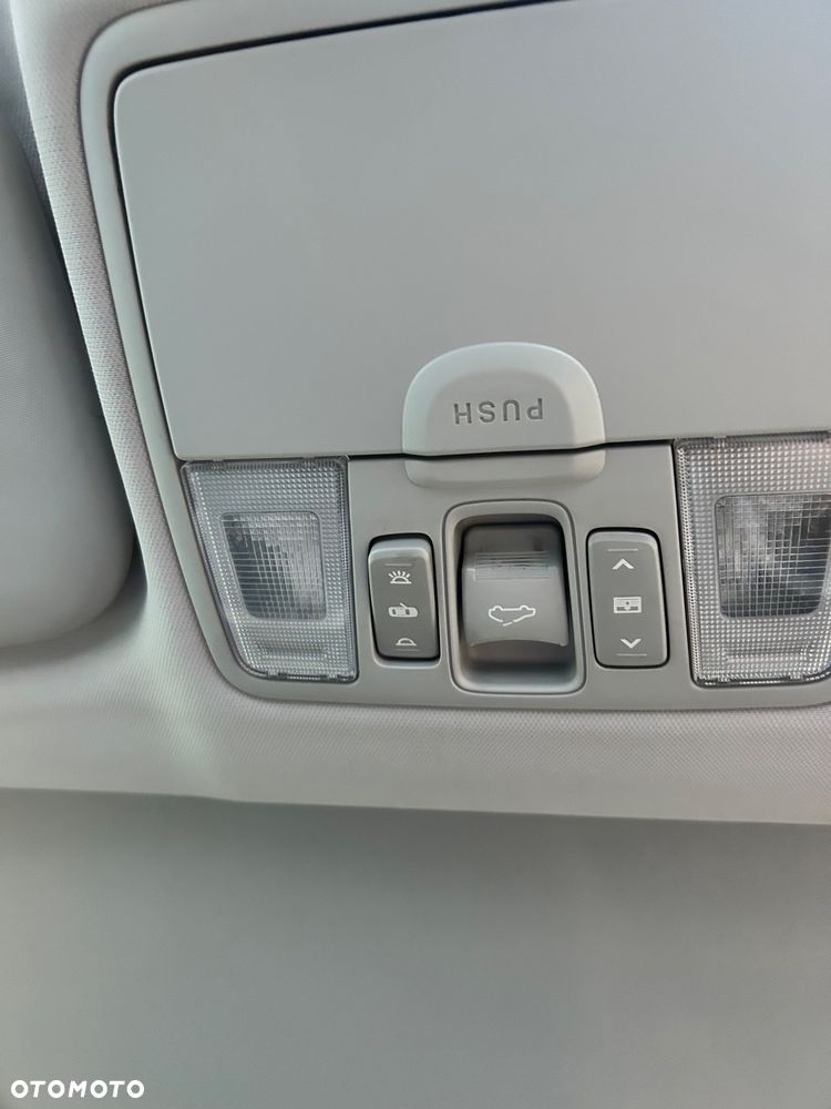 Kia Ceed - 12