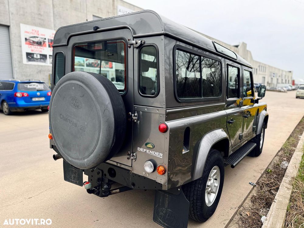 Land Rover Defender 110 2.4I SE - 2