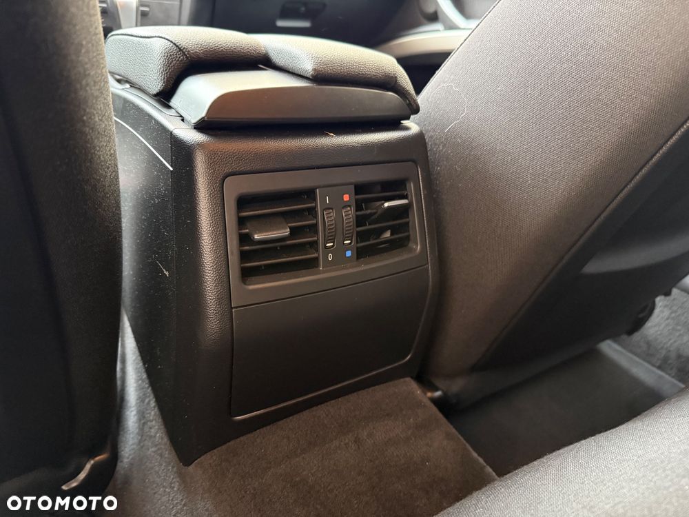 BMW Seria 3 - 15