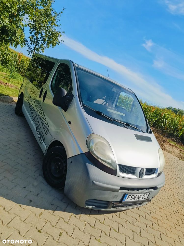Renault Trafic - 2