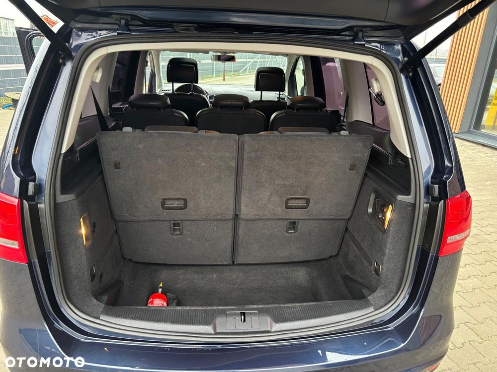 Volkswagen Sharan 2.0 TDI BMT Comfortline DSG - 23