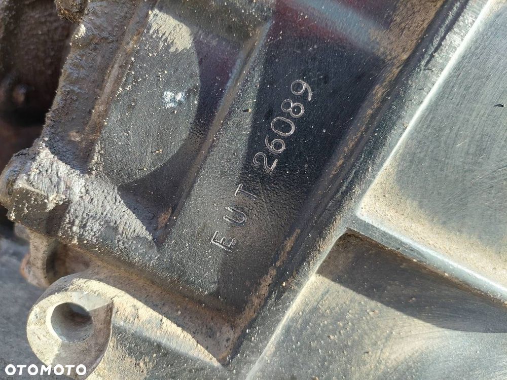 KOMPLETNE ZAWIESZENIE BELKA SANKI TYŁ DYFER QUATTRO AUDI A8 D2 EUT - 8