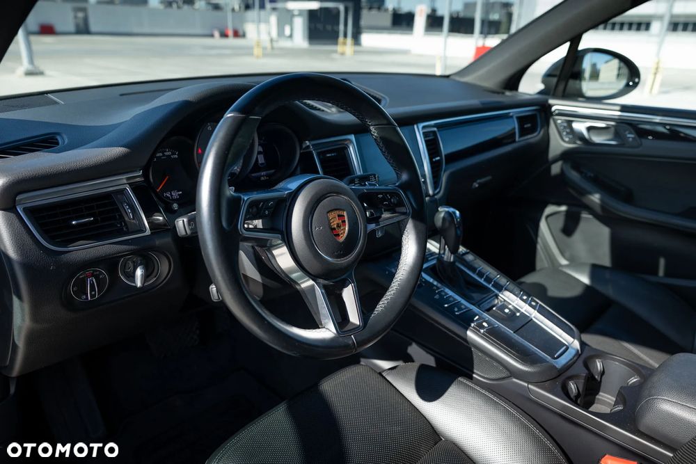 Porsche Macan S - 6