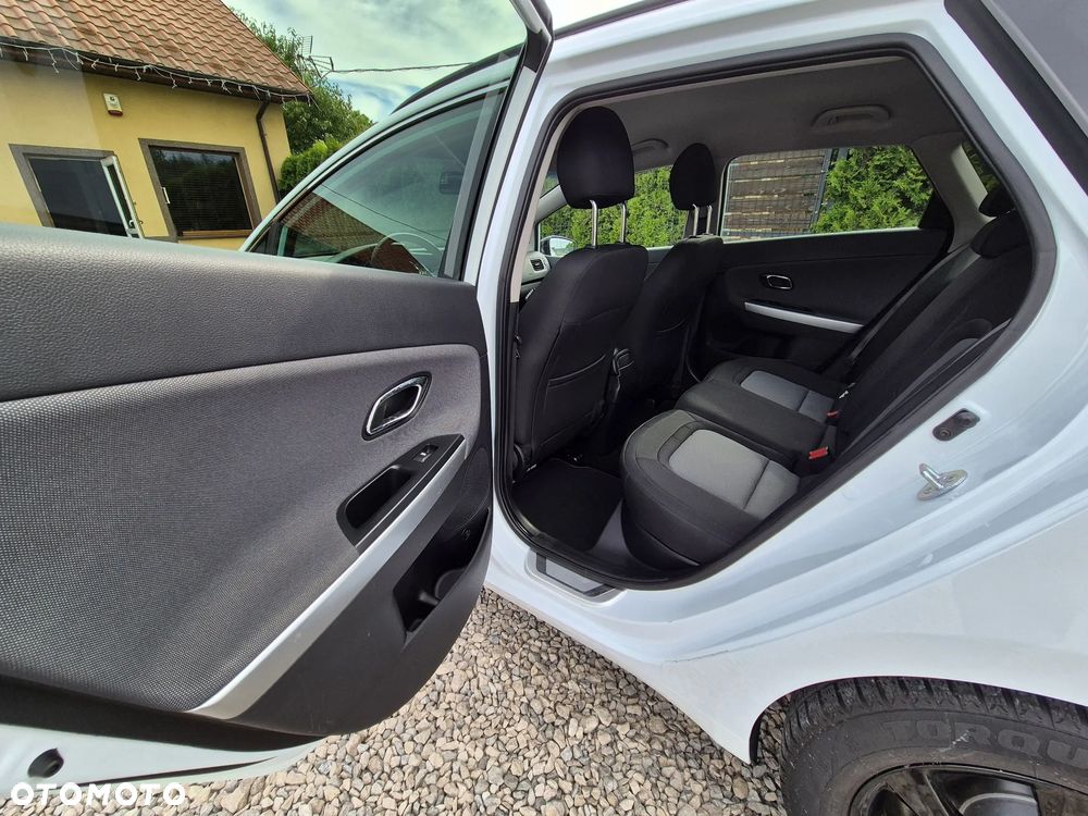 Kia Ceed 1.6 GDI Fifa World Cup Edition - 24