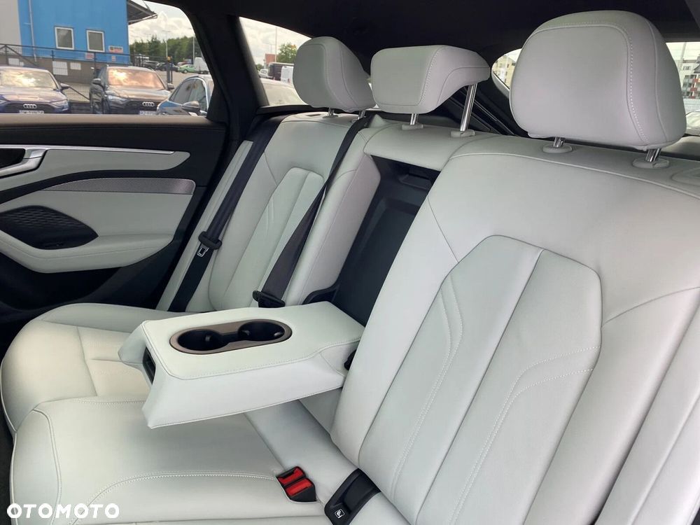 Audi A6 Avant - 31