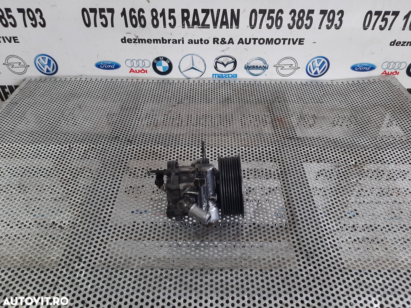 Pompa Servo Servodirectie Land Rover Range Rover Vogue L322 Sport L320 3.6 Tdv8 Motor 368DT An 2005 - 2