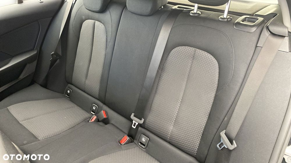 BMW Seria 1 118d Advantage - 12