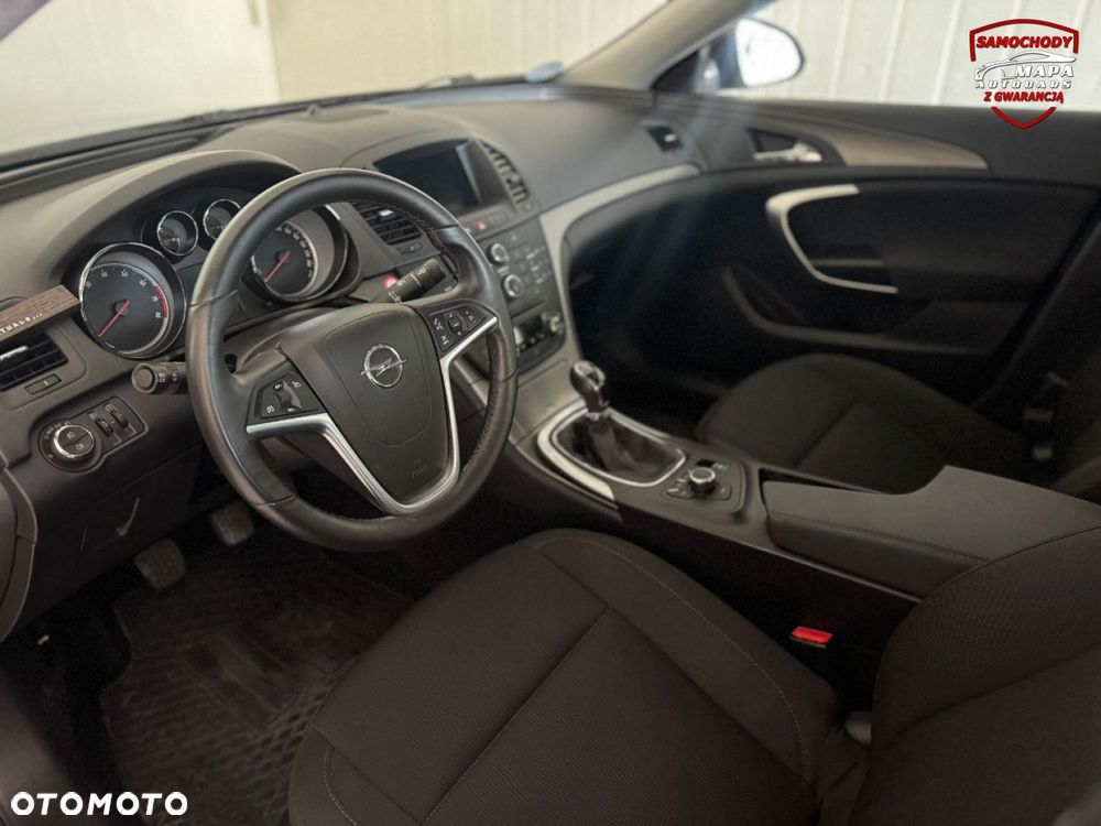 Opel Insignia - 12