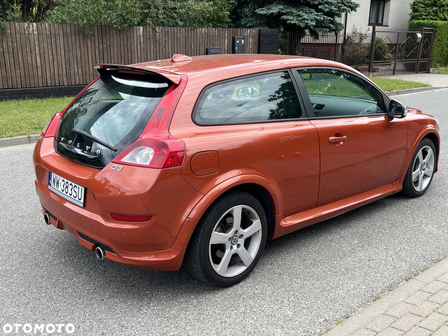 Volvo C30 D3 R-Design - 4