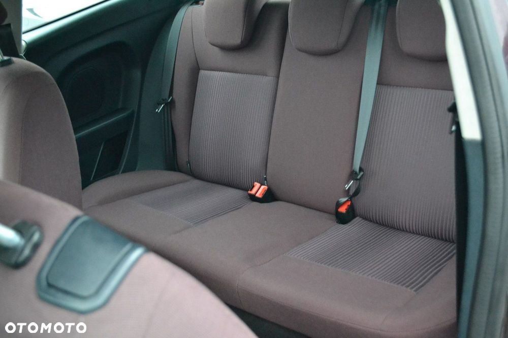 Ford Fiesta 1.6 TDCi Trend - 10