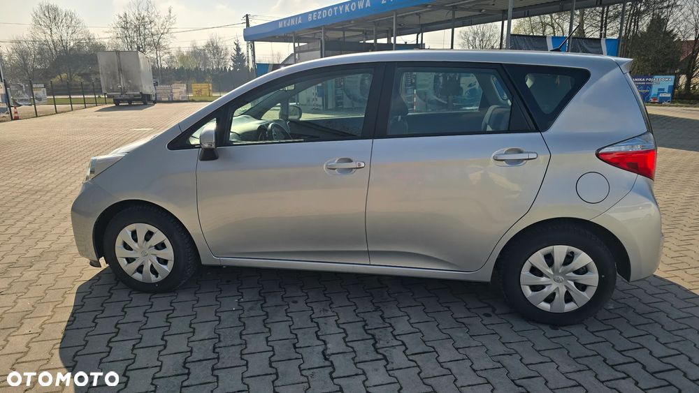 Toyota Verso S 1.33 VVT-i Life - 7