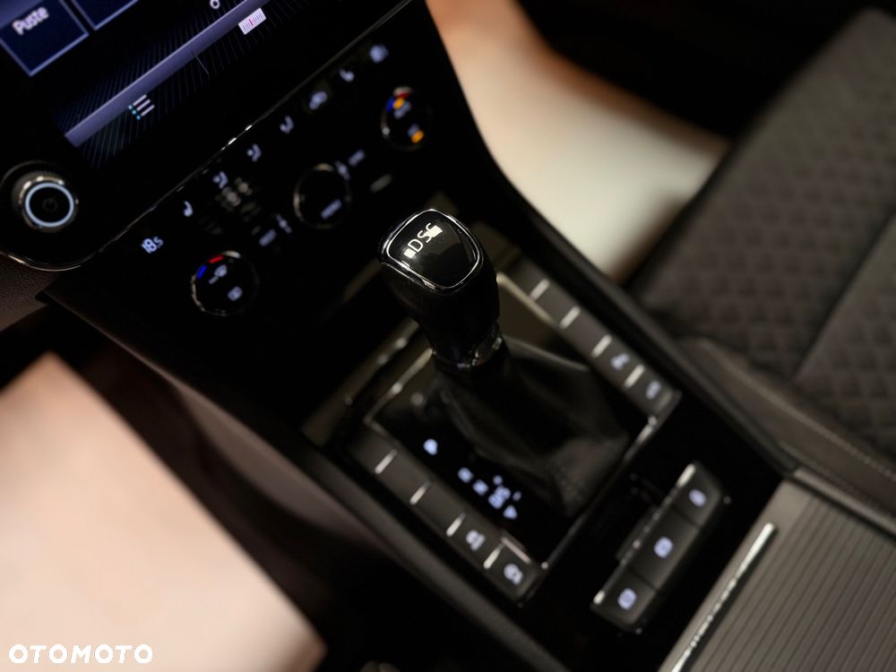 Skoda Superb 1.8 TSI Style DSG - 11