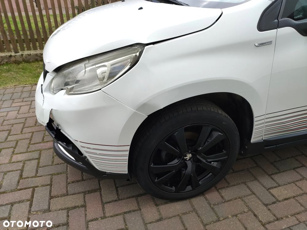 Peugeot 2008 1.6 BlueHDi Allure - 9