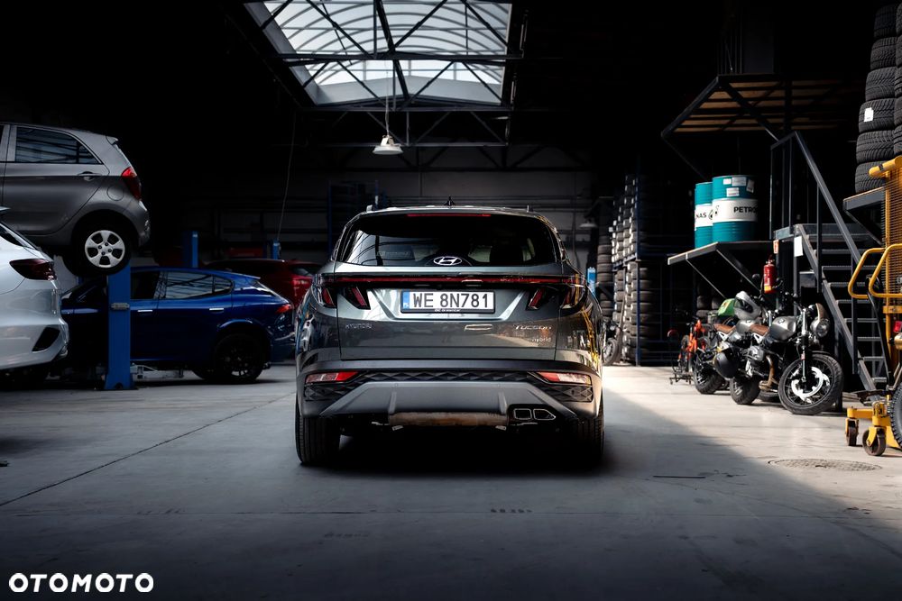 Hyundai Tucson 1.6 T-GDi HEV Executive 2WD - 7