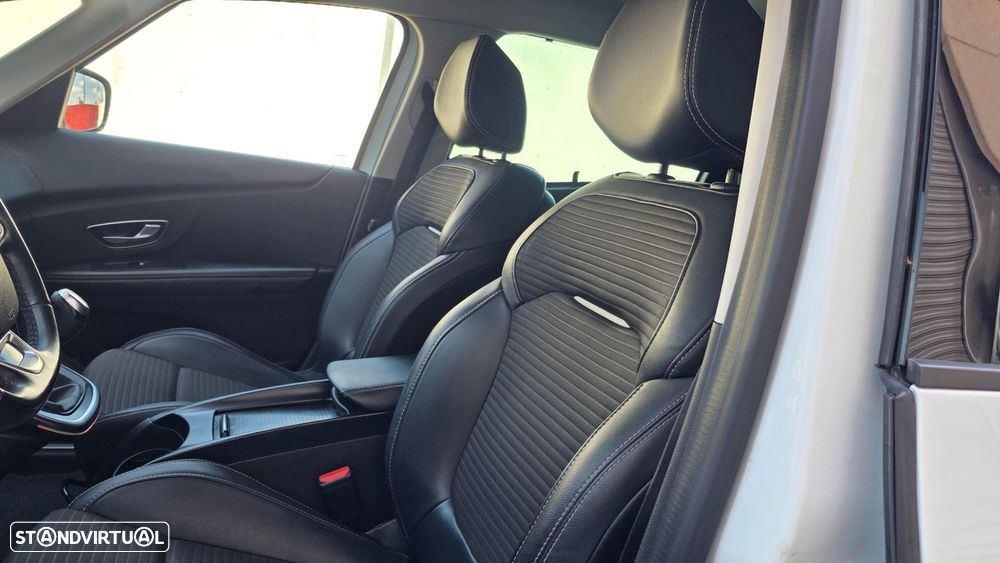 Renault Grand Scénic 1.5 dCi Intens Hybrid Assist SS - 14