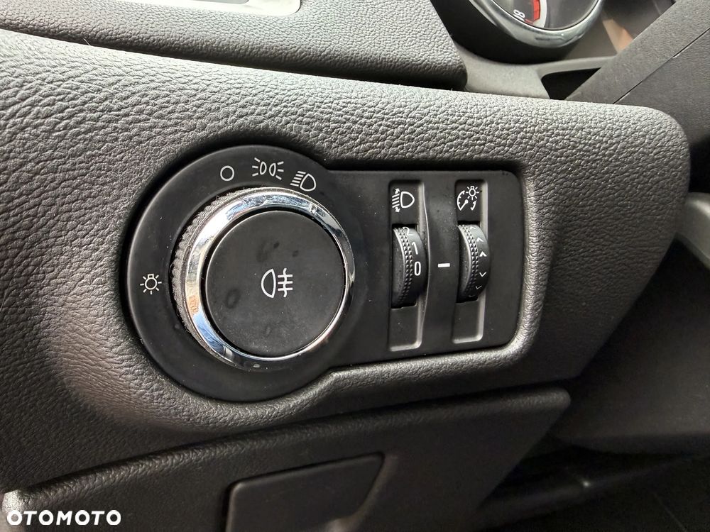 Opel Astra 1.4 Selection - 16