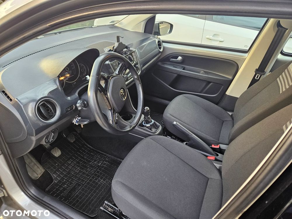 Volkswagen Up 2020 photo 3