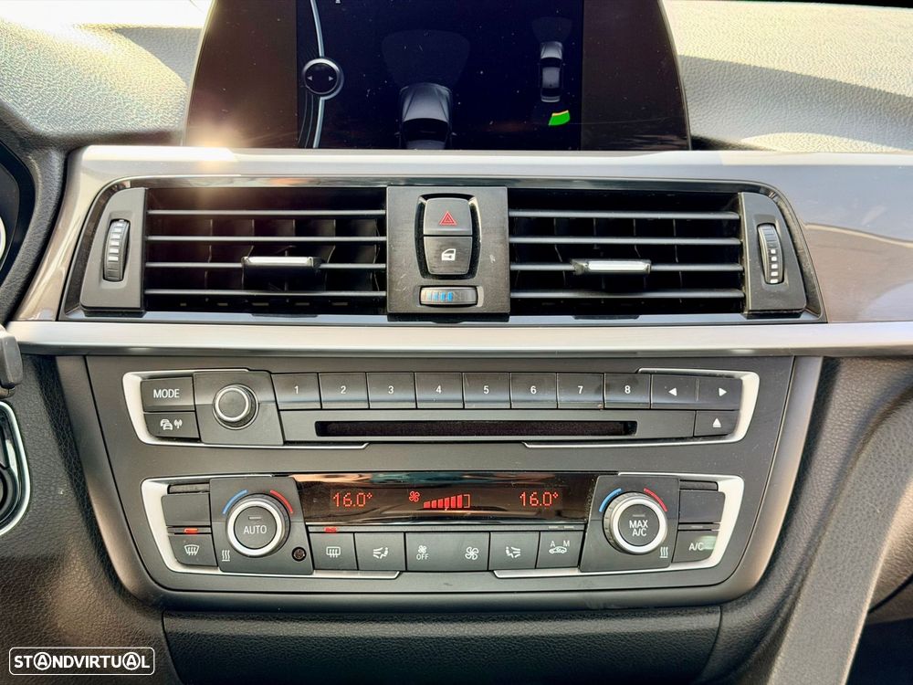 BMW 318 d Line Modern - 29