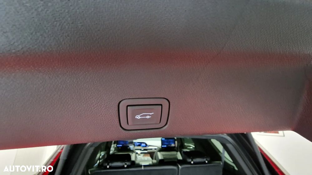 Cadillac Escalade 6.2 V8 AWD AT Premium - 33