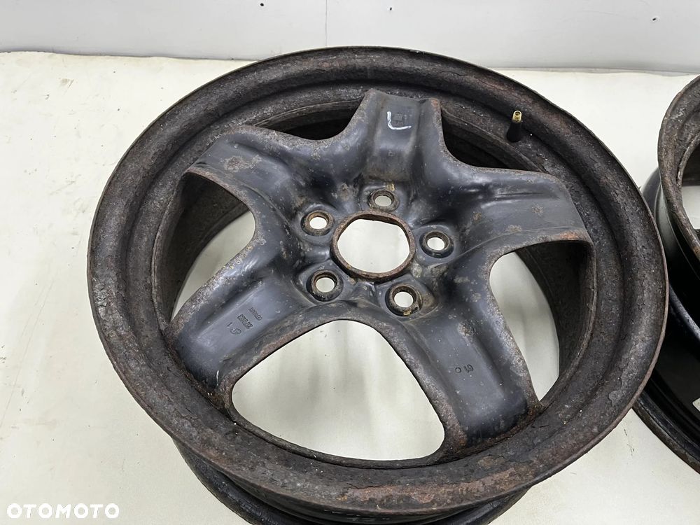 Felgi stalowe Opel Insignia A 08-17r strukturalne r17 cali 7jx17 ET41 5x120 felgi r17 cali Komplet - 3