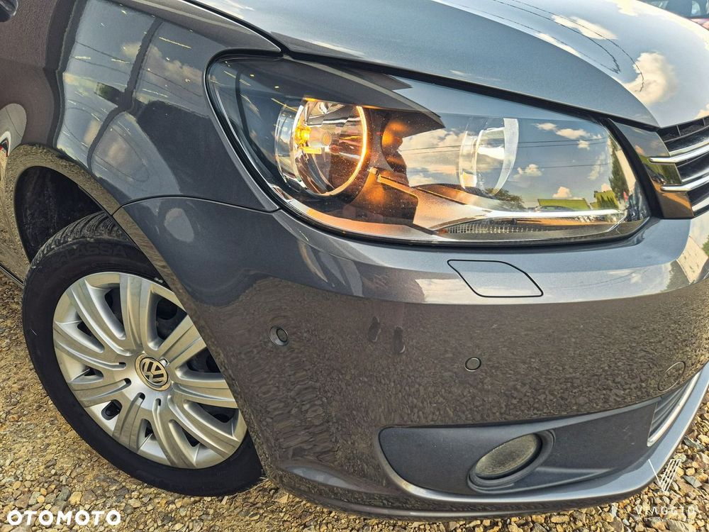 Volkswagen Touran 2.0 TDI Highline - 4