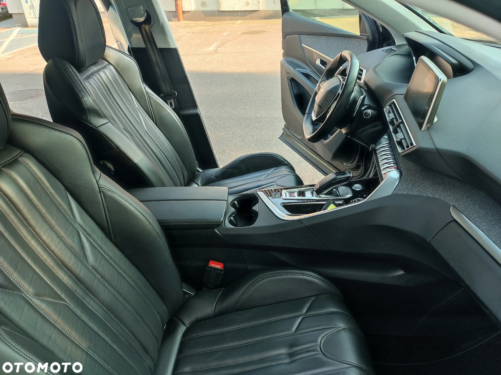 Peugeot 3008 1.6 PureTech GPF GT Line S&S EAT8 - 20
