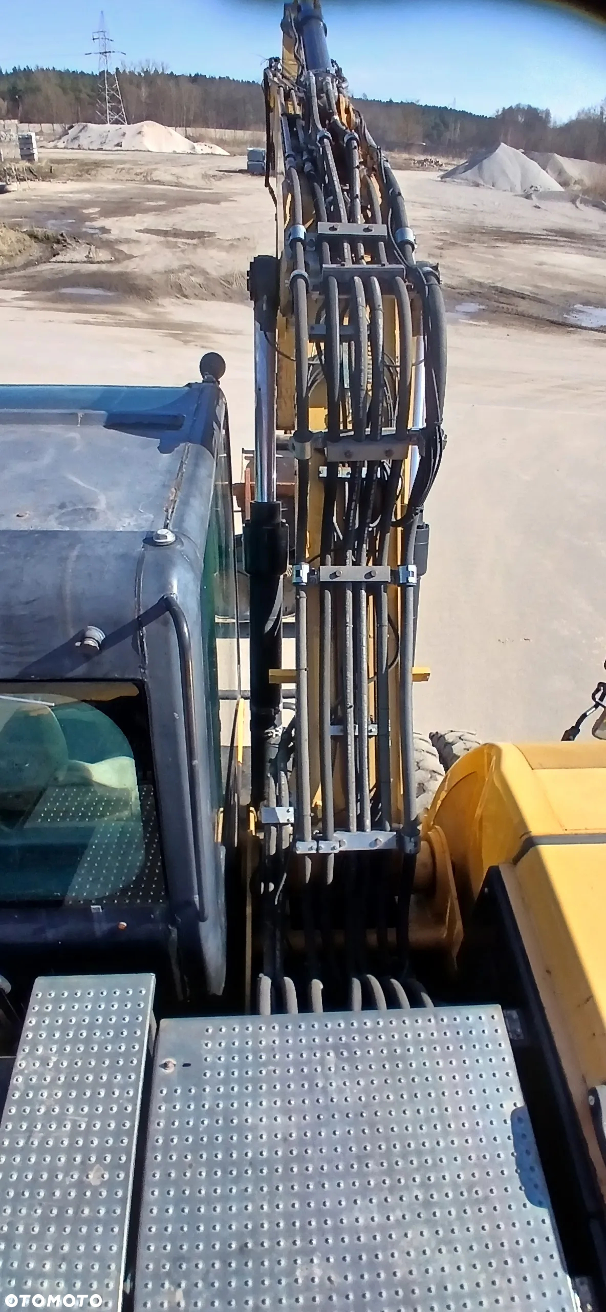 Caterpillar M313d - 11
