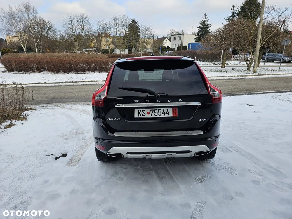 Volvo XC 60 D5 AWD Geartronic Summum - 13