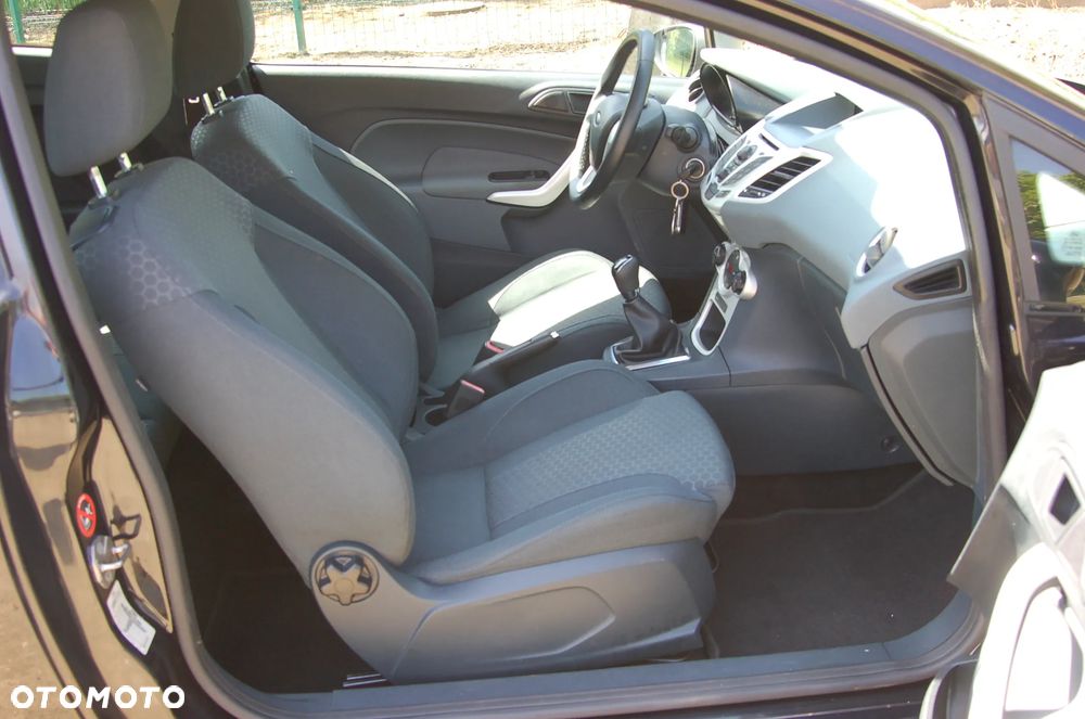 Ford Fiesta 1.4 Sport - 10